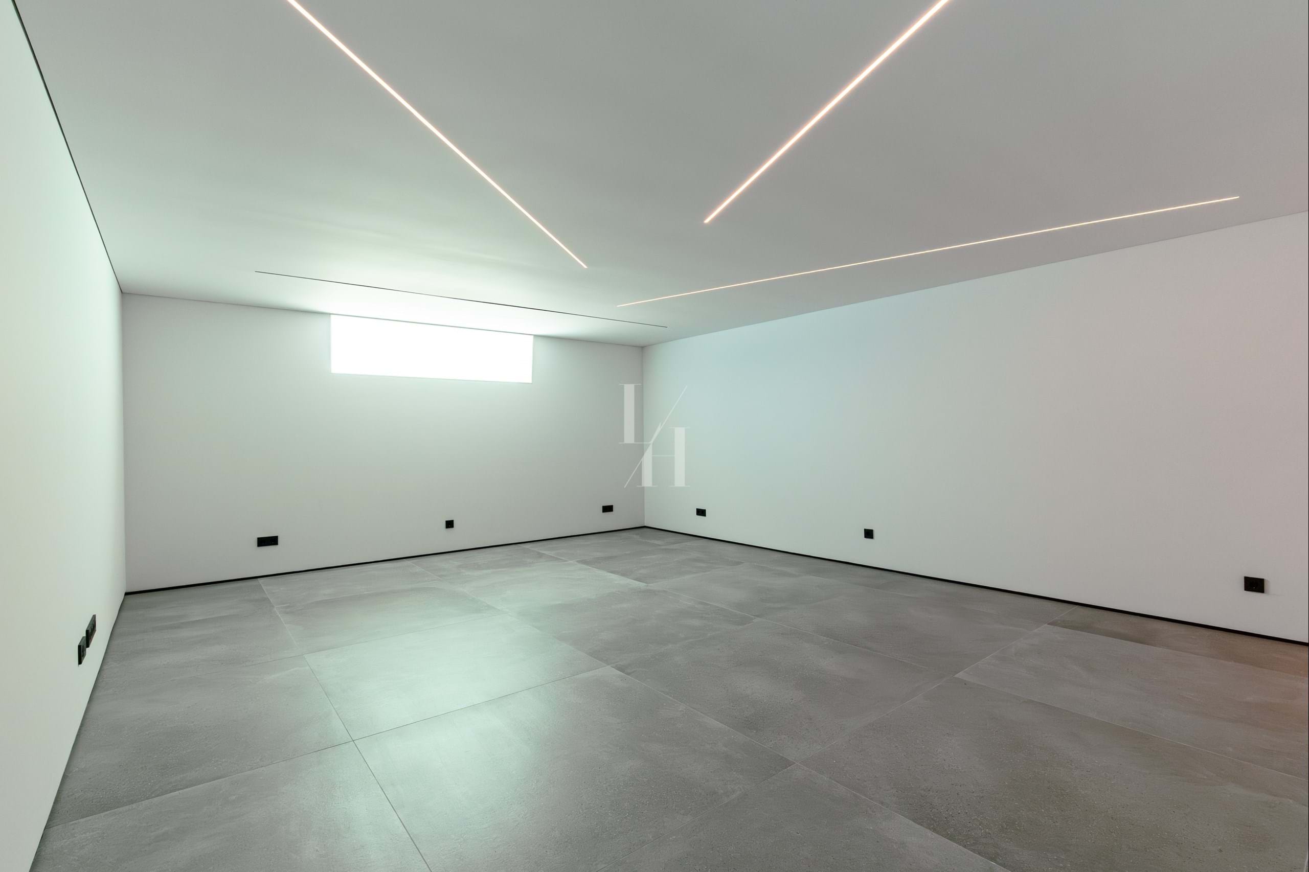 1 Bed, 1 Bath, ApartmentFor Sale, Phuket, BangTao, NorthWest