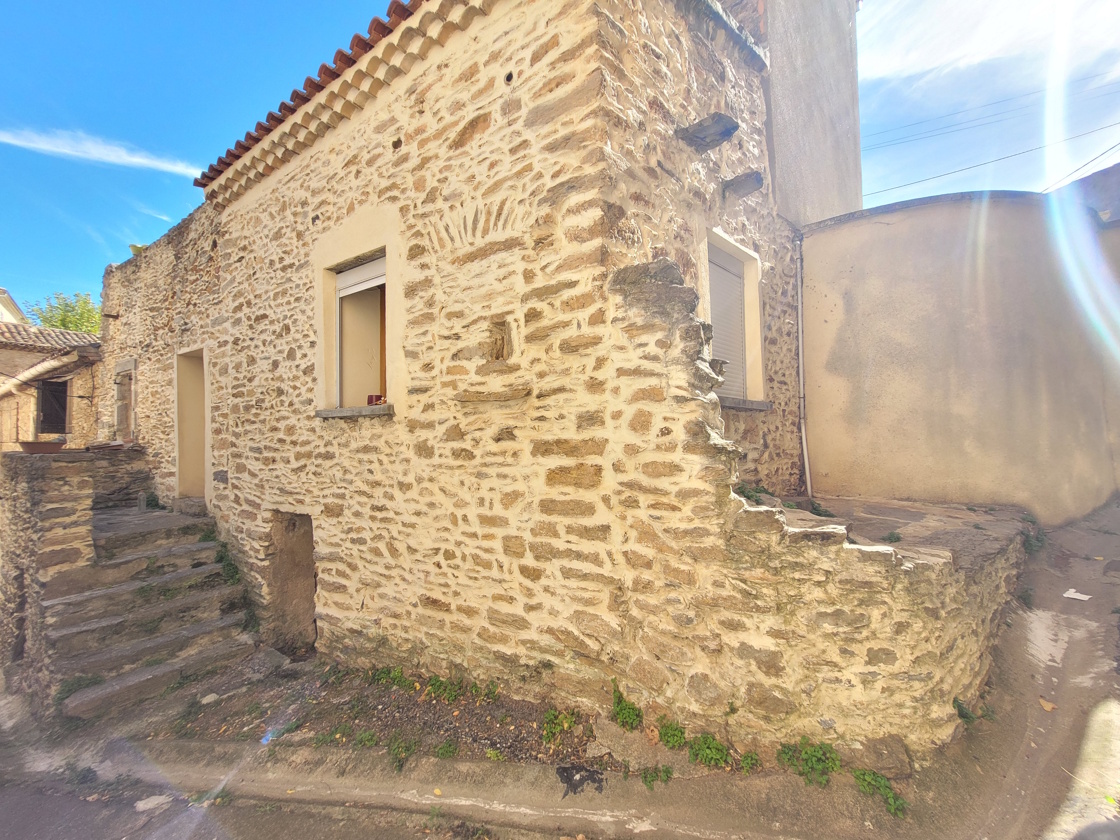 3 Bed, 2 Bath, HouseFor Sale, Bedarieux, Herault, Languedoc-Roussillon, 34600