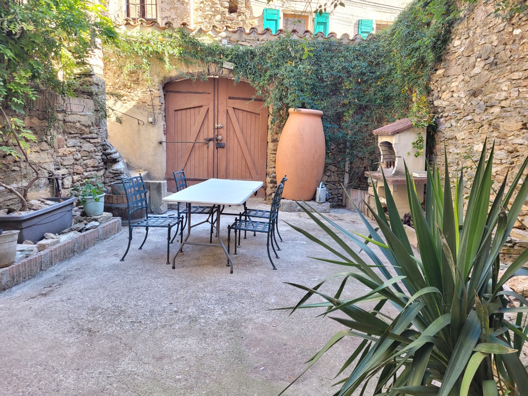 3 Bed, 2 Bath, HouseFor Sale, Bedarieux, Herault, Languedoc-Roussillon, 34600