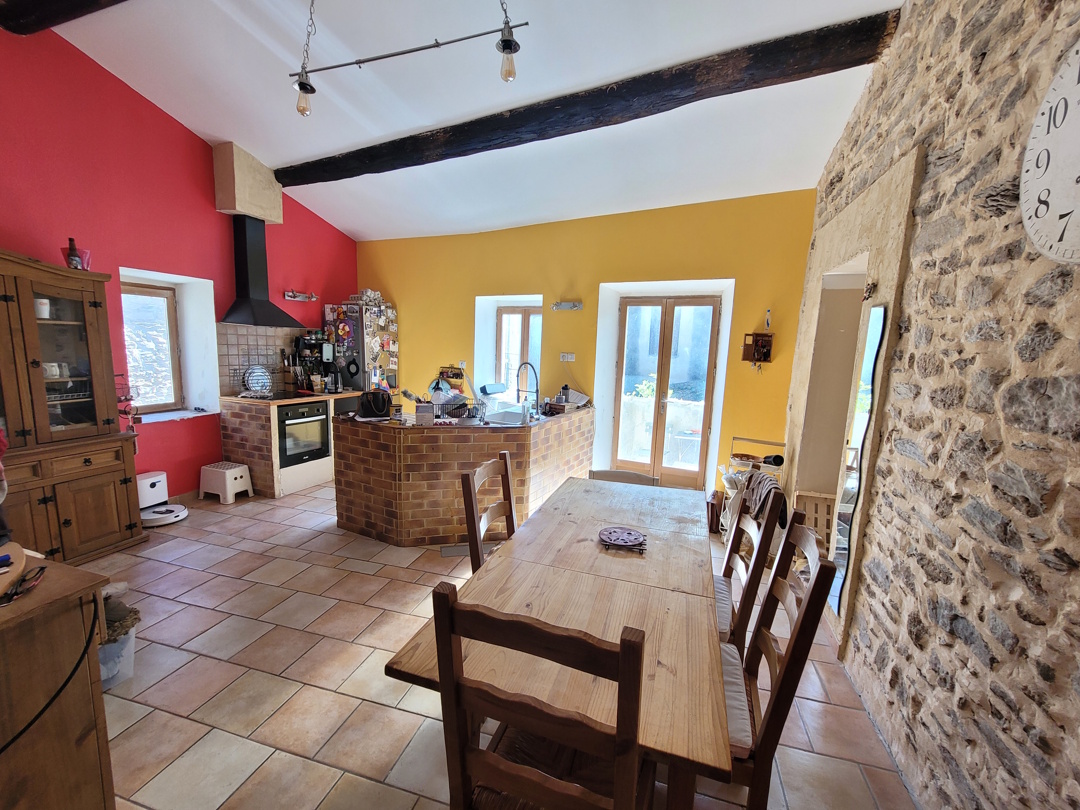3 Bed, 2 Bath, HouseFor Sale, Bedarieux, Herault, Languedoc-Roussillon, 34600