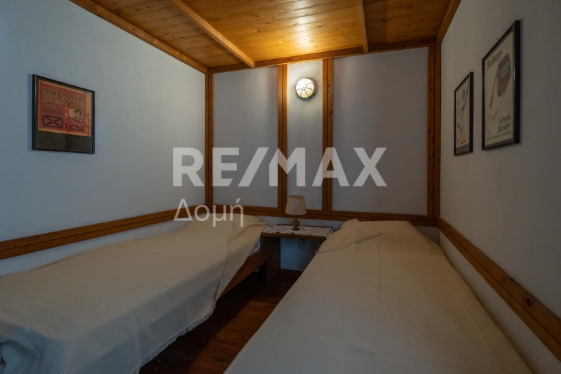 5 Bed, 5 Bath, HouseFor Sale, Tsagkarada, Mouresi, Magnesia