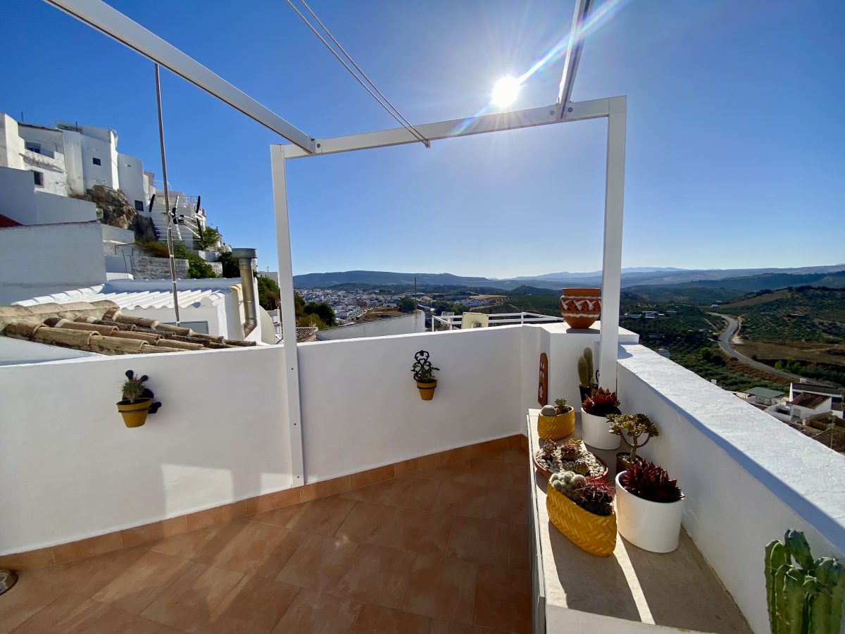 2 Bed, 2 Bath, HouseFor Sale, Olvera, Andalucia