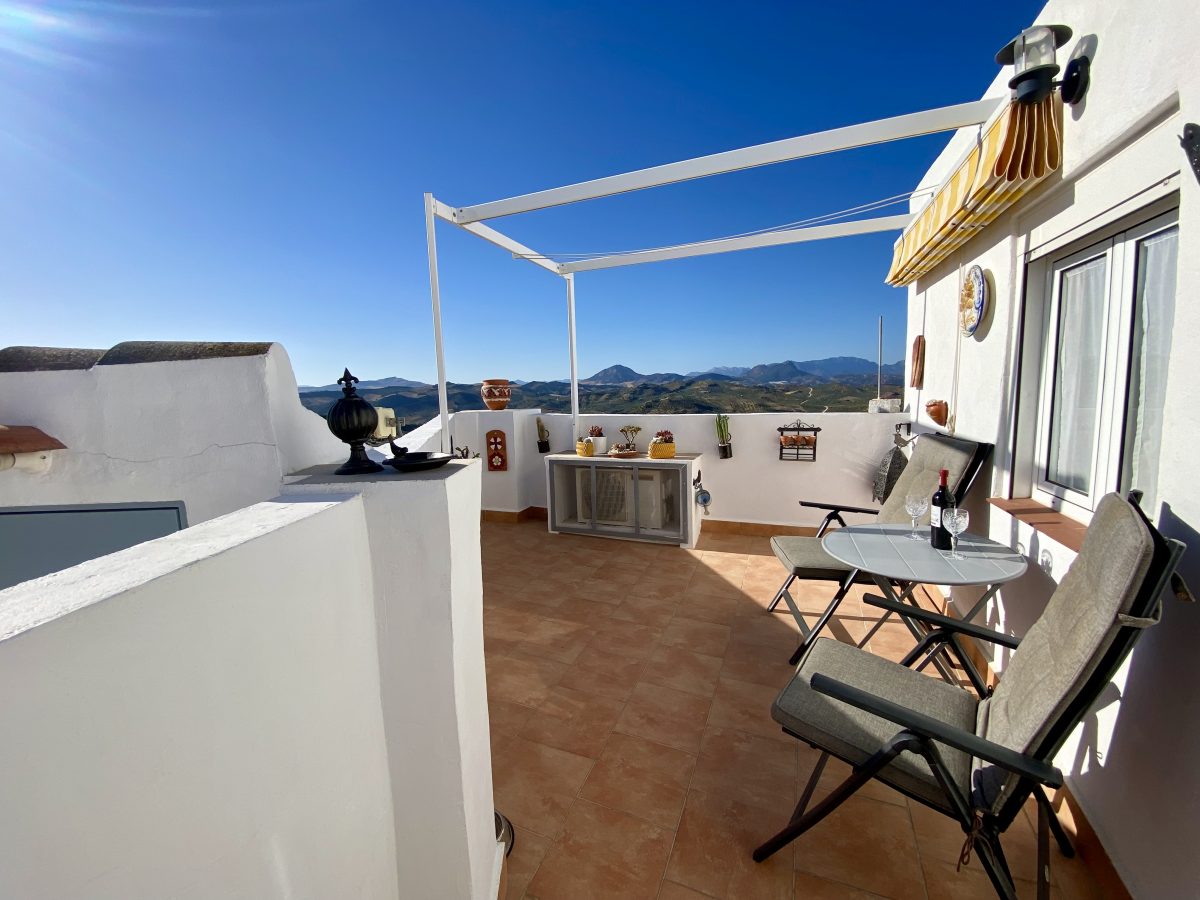 2 Bed, 2 Bath, HouseFor Sale, Olvera, Andalucia