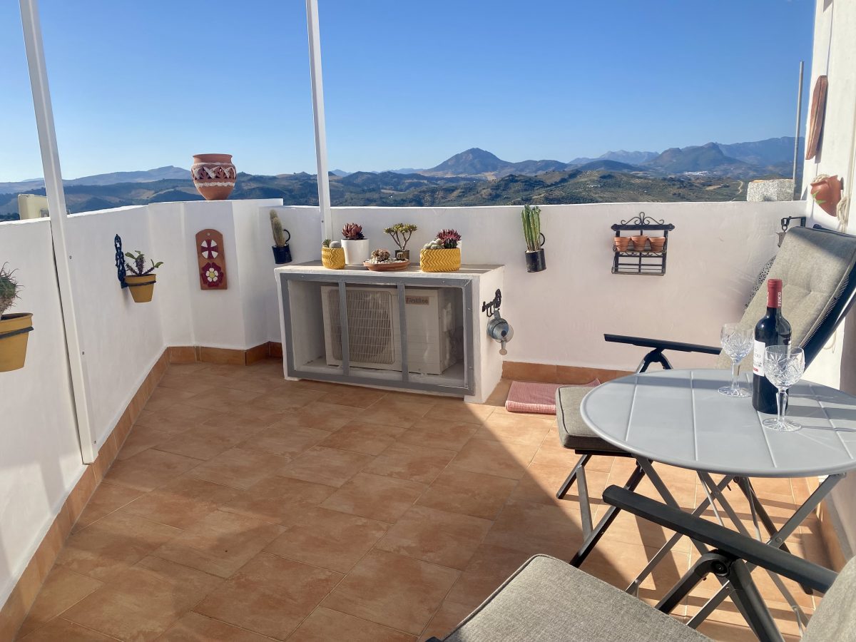 2 Bed, 2 Bath, HouseFor Sale, Olvera, Andalucia