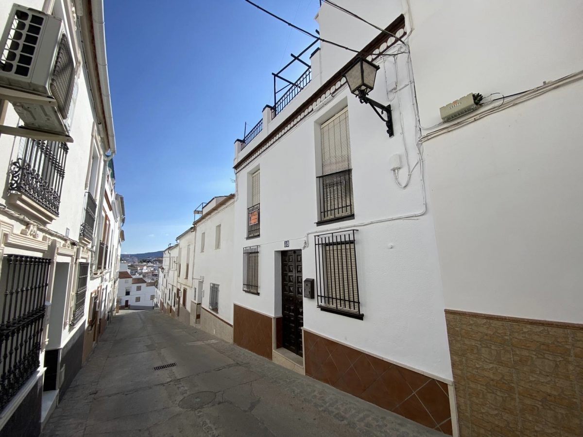 3 Bed, 1 Bath, HouseFor Sale, Olvera, Andalucia
