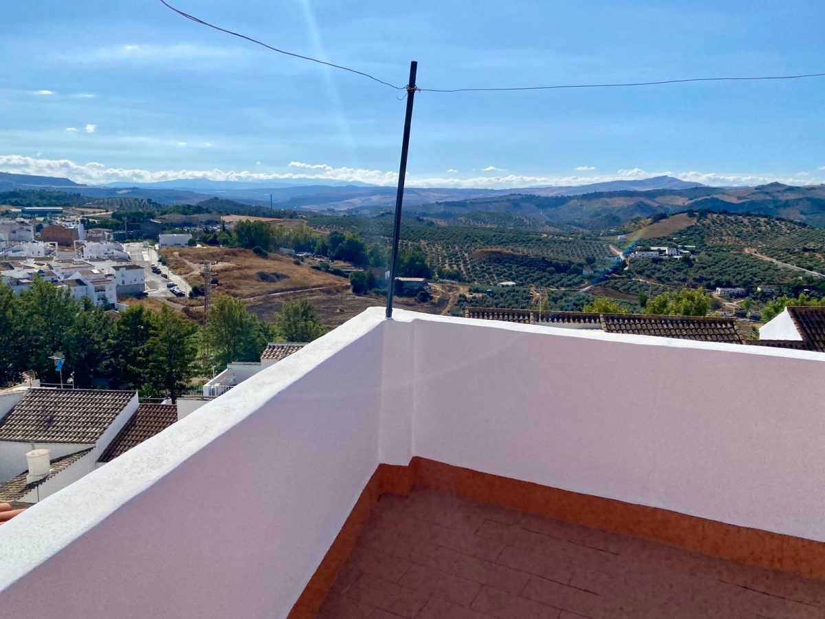 3 Bed, 1 Bath, HouseFor Sale, Olvera, Andalucia