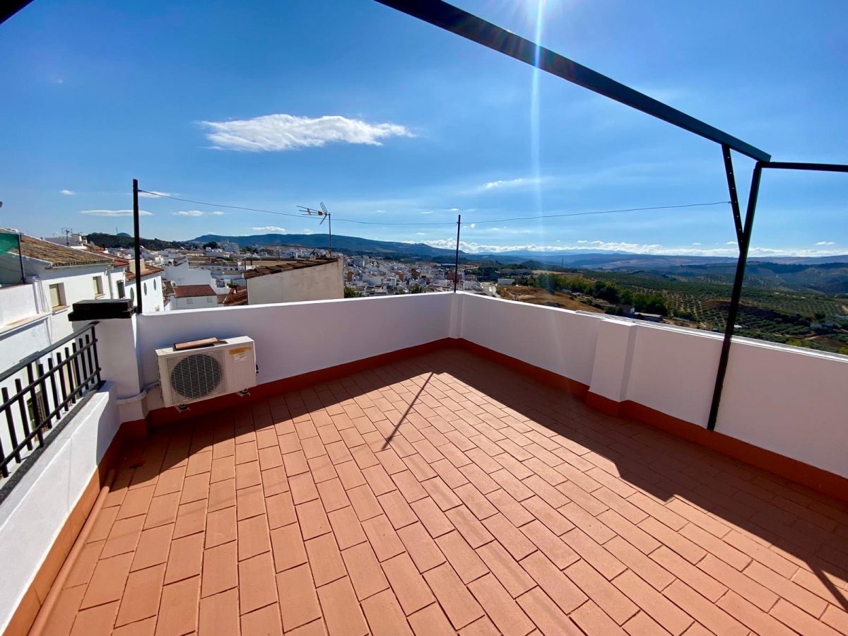 3 Bed, 1 Bath, HouseFor Sale, Olvera, Andalucia