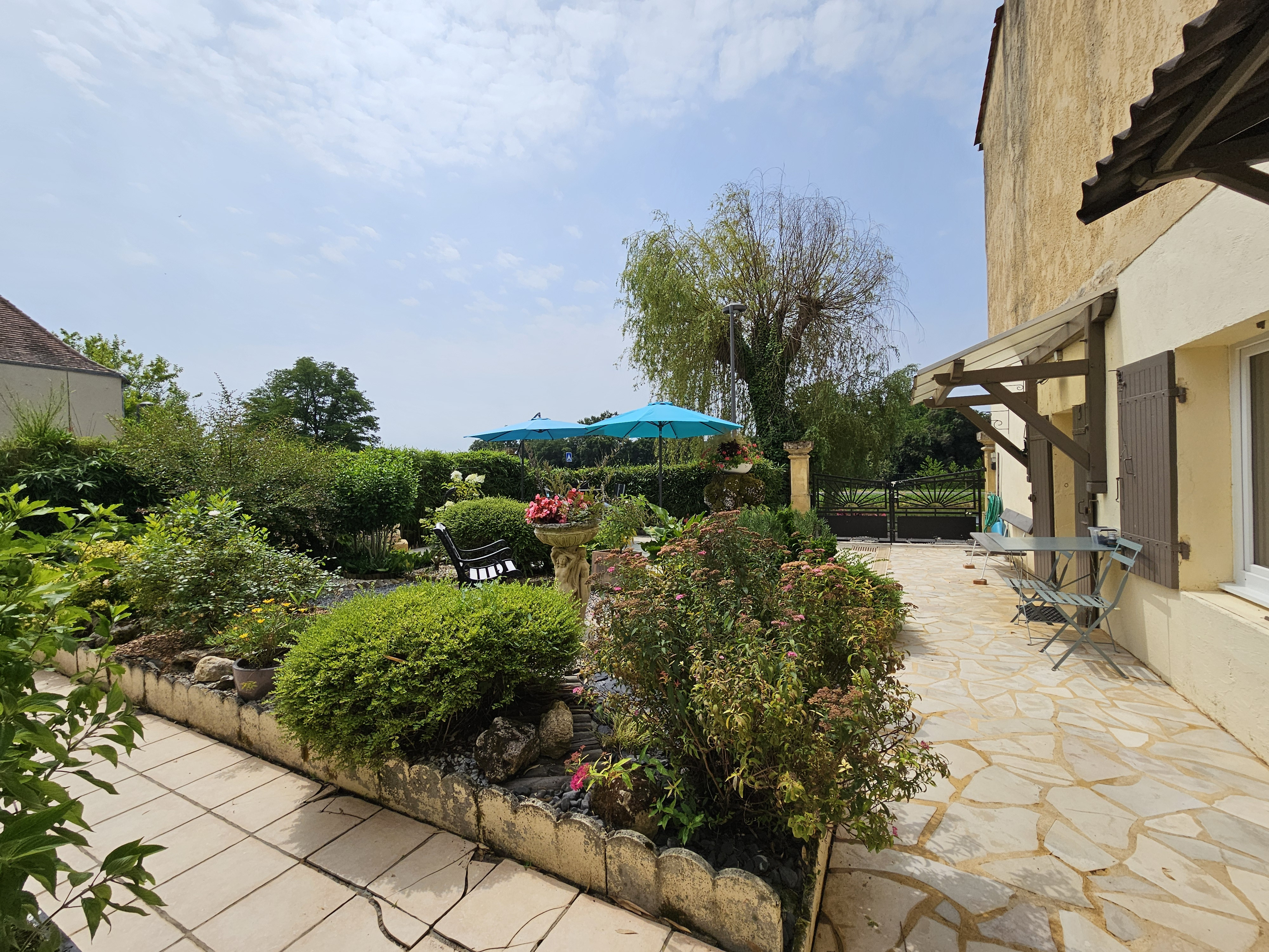 4 Bed, 1 Bath, HouseFor Sale, Saint-Capraise-De-Lalinde, Dordogne, Aquitaine, 24150