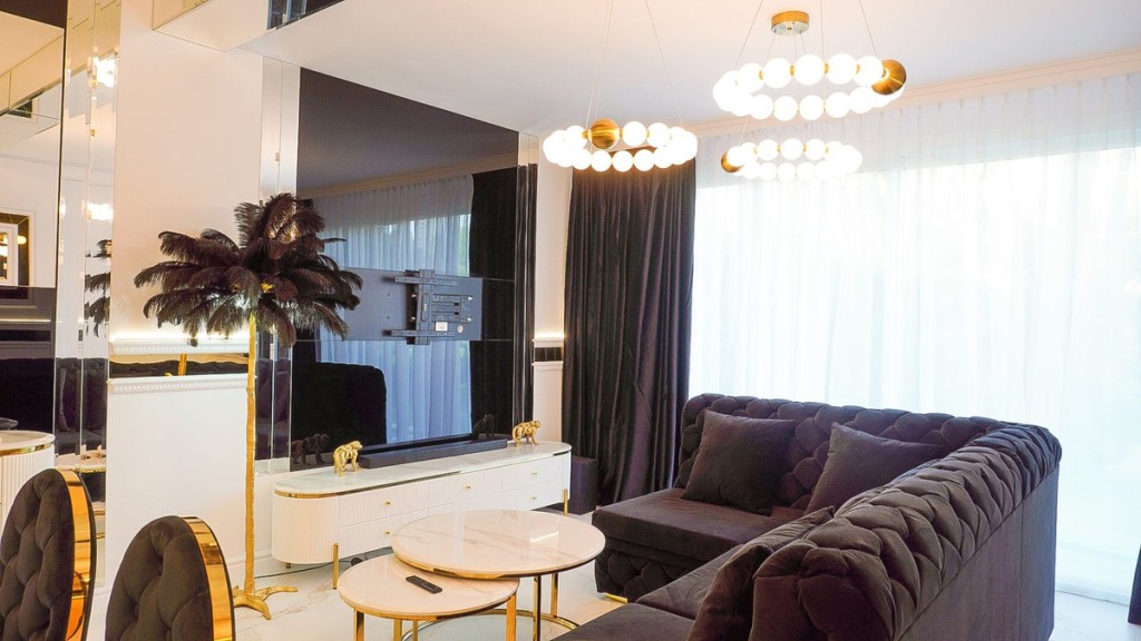 2 Bed, 1 Bath, ApartmentFor Sale, Nueva Andalucia, Malaga