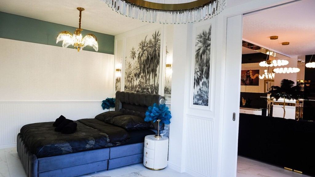 2 Bed, 1 Bath, ApartmentFor Sale, Nueva Andalucia, Malaga