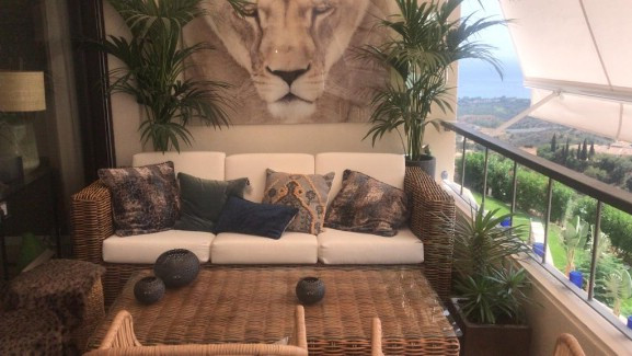 3 Bed, 2 Bath, ApartmentFor Sale, Los Monteros, Malaga