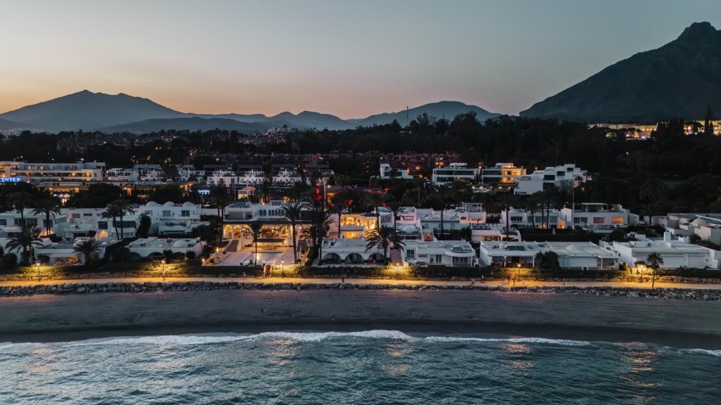 3 Bed, 3 Bath, HouseFor Sale, Golden Mile, Malaga