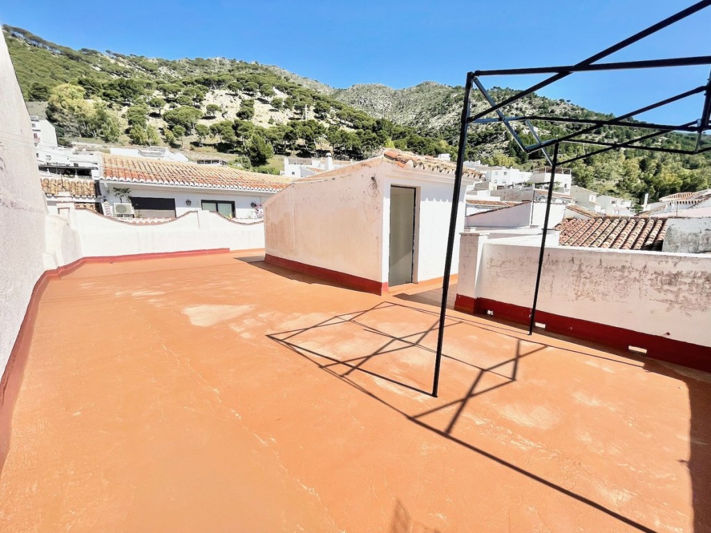 2 Bed, 1 Bath, ApartmentFor Sale, Mijas Pueblo, Malaga