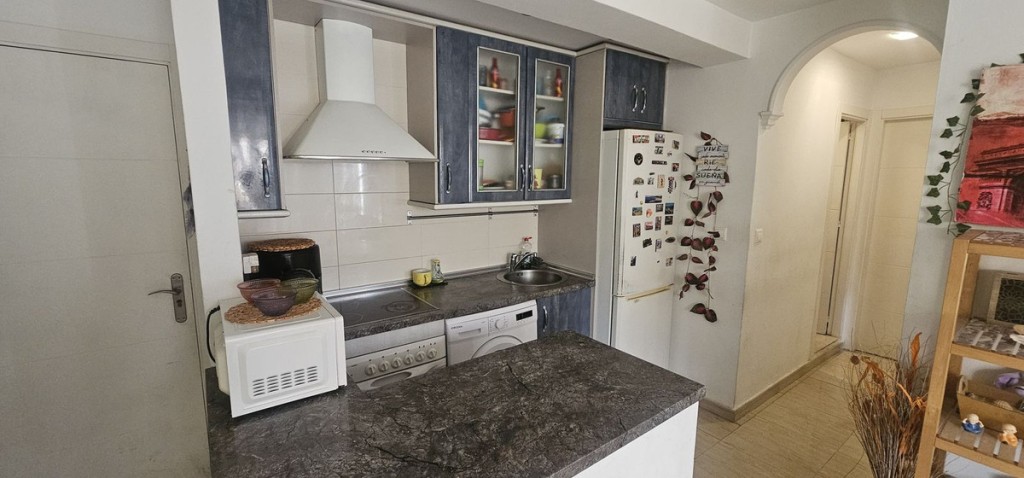 4 Bed, 2 Bath, ApartmentFor Sale, Fuengirola, Malaga