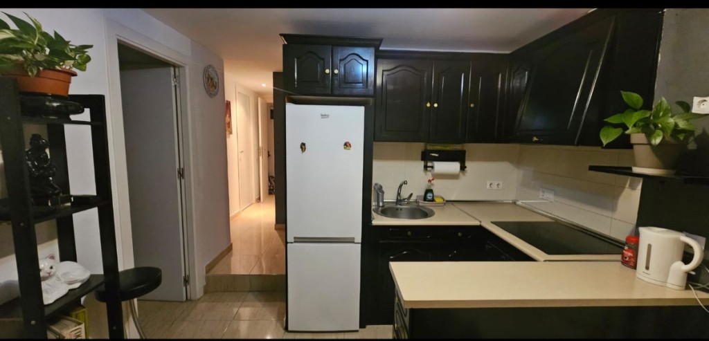 4 Bed, 2 Bath, ApartmentFor Sale, Fuengirola, Malaga