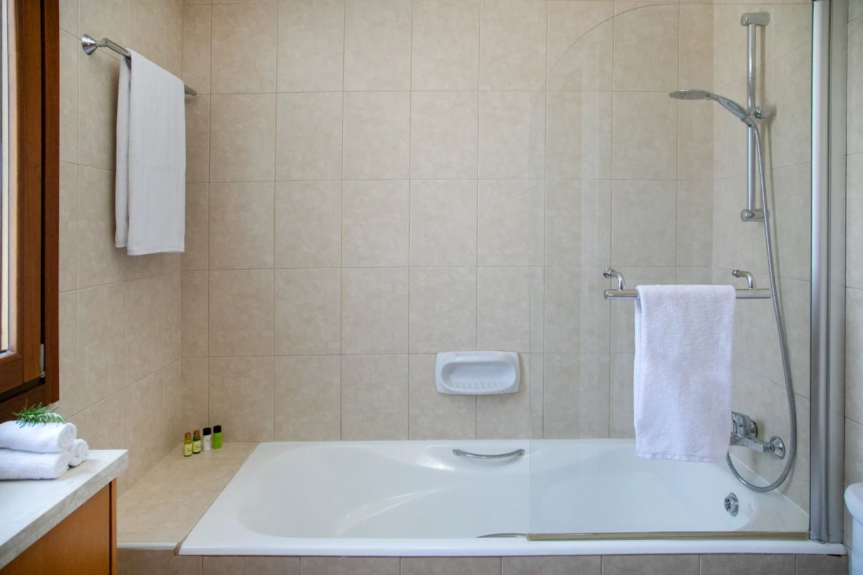 3 Bed, 2 Bath, HouseFor Sale, Paphos, Paphos