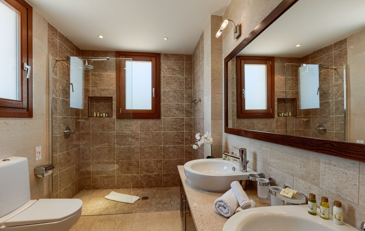 4 Bed, 4 Bath, HouseFor Sale, Paphos, Paphos