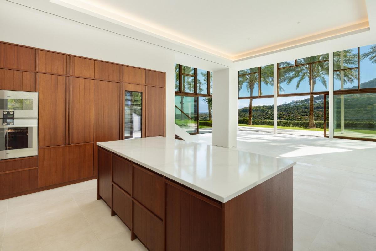 6 Bed, 8 Bath, HouseFor Sale, Casares, Costa del Sol