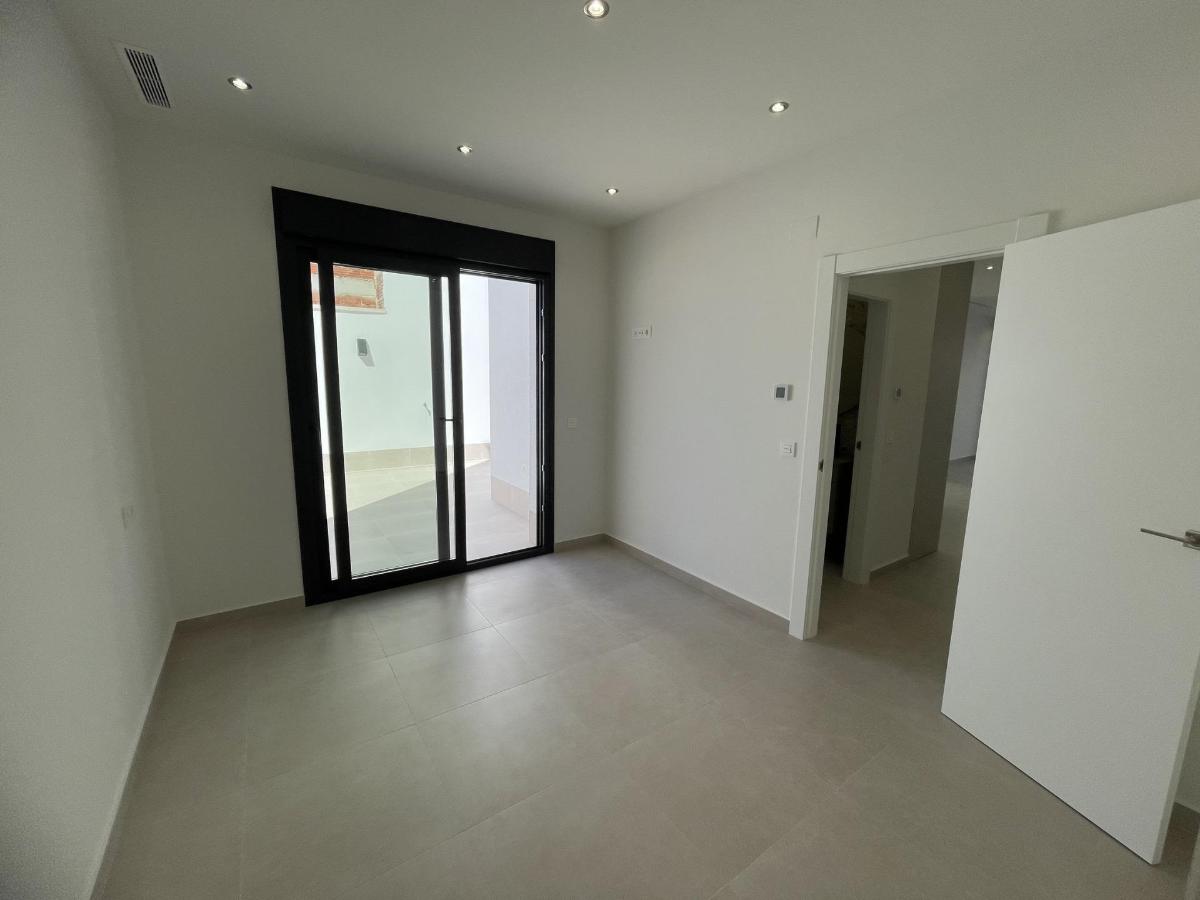 3 Bed, 3 Bath, HouseFor Sale, Almoradi, Alicante