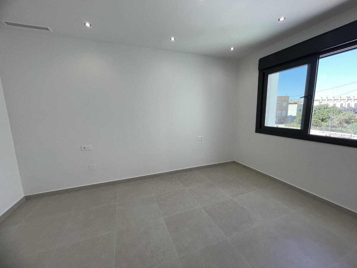 3 Bed, 3 Bath, HouseFor Sale, Almoradi, Alicante
