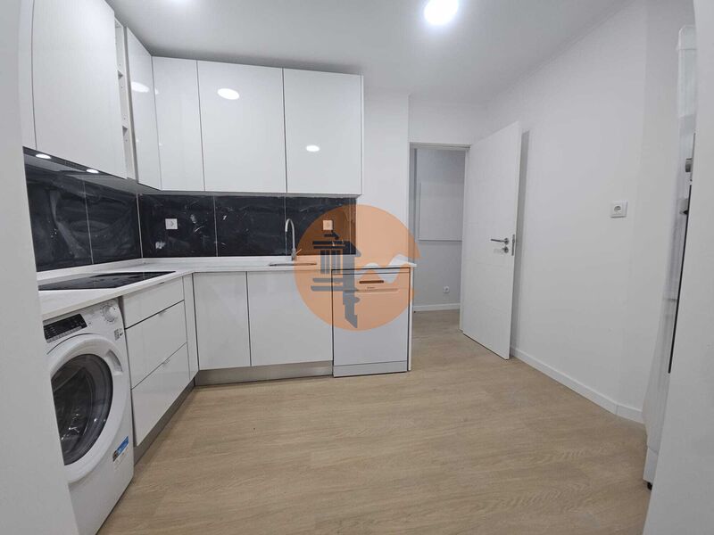 2 Bed, 1 Bath, ApartmentFor Sale, Amadora, Lisboa