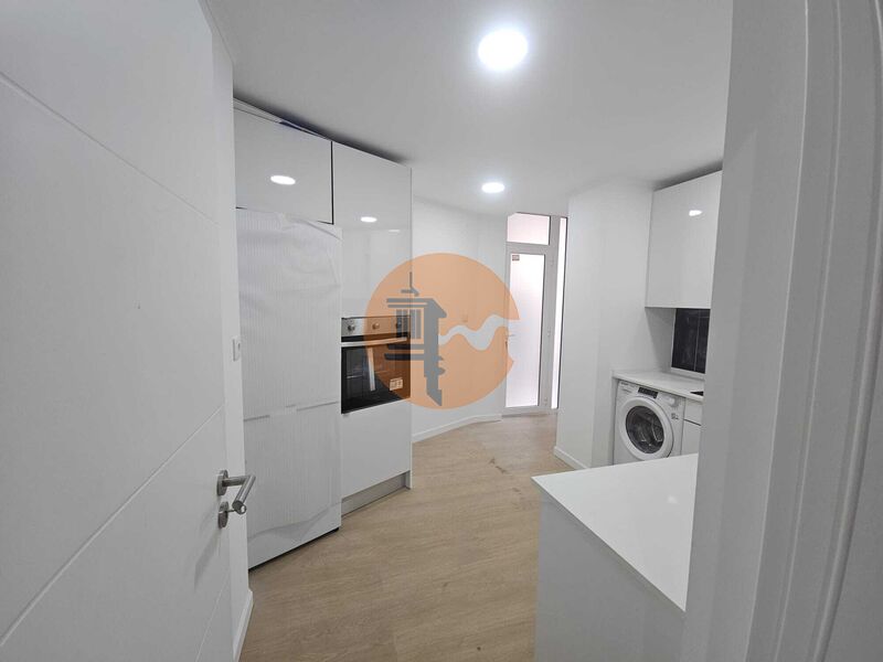 2 Bed, 1 Bath, ApartmentFor Sale, Amadora, Lisboa