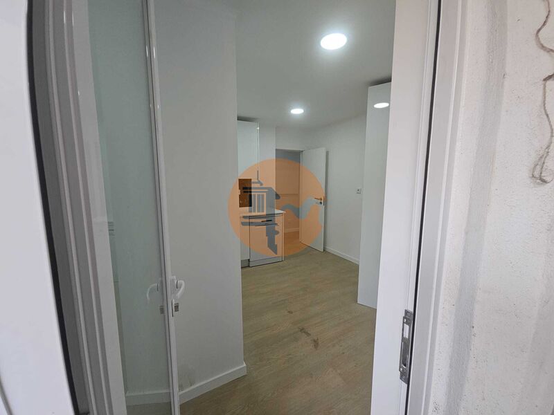 2 Bed, 1 Bath, ApartmentFor Sale, Amadora, Lisboa