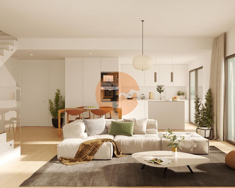 3 Bed, 2 Bath, ApartmentFor Sale, Faro, Faro