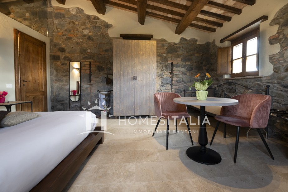 5 Bed, 5 Bath, HouseFor Sale, Radicofani, Siena, Tuscany