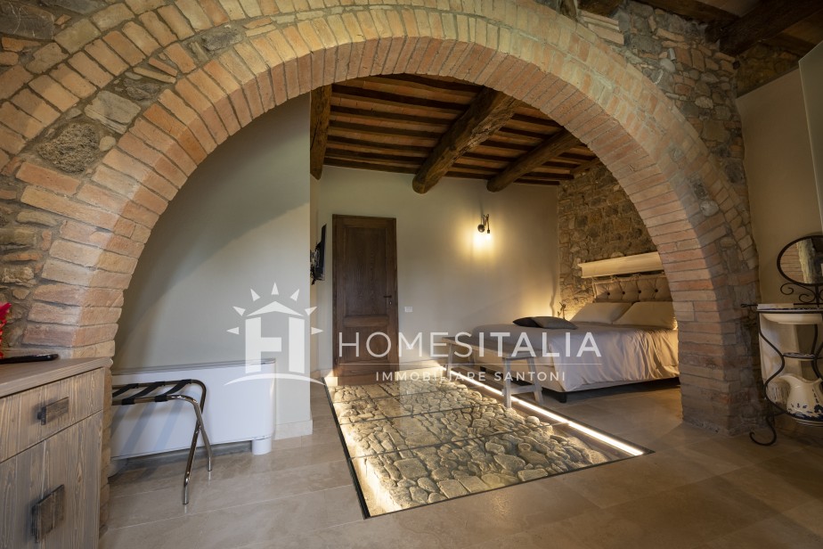 5 Bed, 5 Bath, HouseFor Sale, Radicofani, Siena, Tuscany
