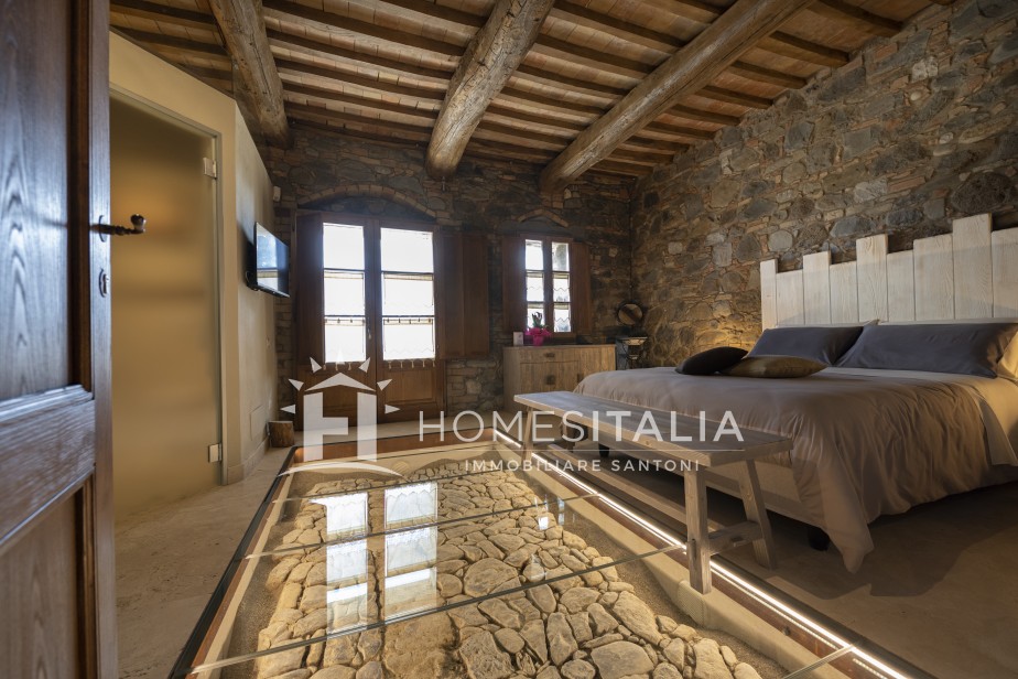 5 Bed, 5 Bath, HouseFor Sale, Radicofani, Siena, Tuscany