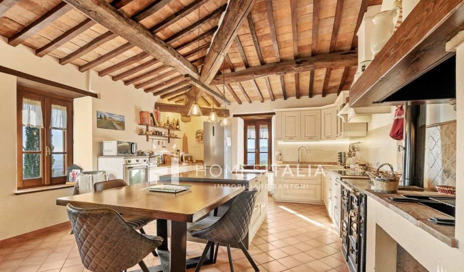 5 Bed, 5 Bath, HouseFor Sale, Radicofani, Siena, Tuscany