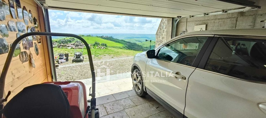 5 Bed, 5 Bath, HouseFor Sale, Radicofani, Siena, Tuscany