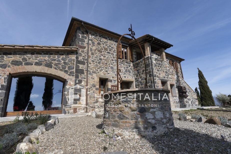 5 Bed, 5 Bath, HouseFor Sale, Radicofani, Siena, Tuscany