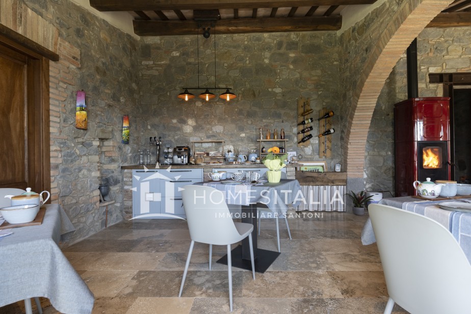 5 Bed, 5 Bath, HouseFor Sale, Radicofani, Siena, Tuscany