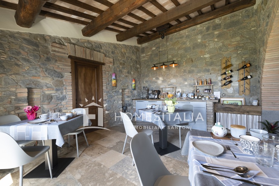 5 Bed, 5 Bath, HouseFor Sale, Radicofani, Siena, Tuscany