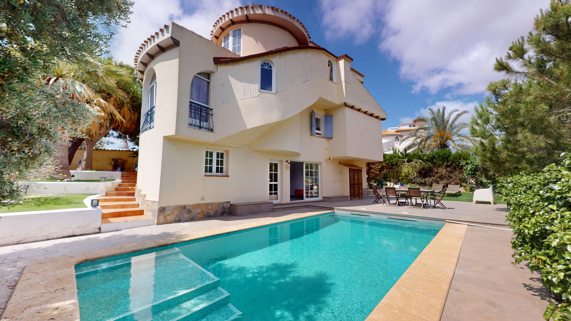 5 Bed, 3 Bath, HouseFor Sale, Orihuela Costa, Alicante
