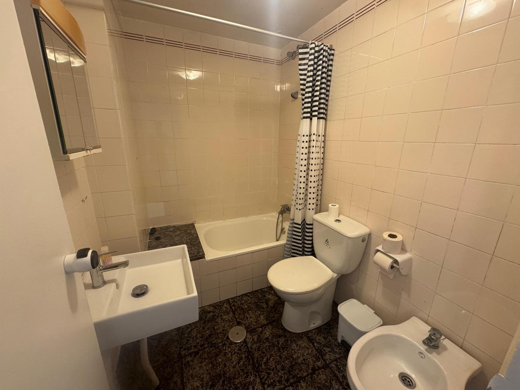 3 Bed, 2 Bath, ApartmentFor Sale, Torrevieja, Alicante 3 Bed, 2 Bath, ApartmentFor Sale, Torrevieja, Alicante