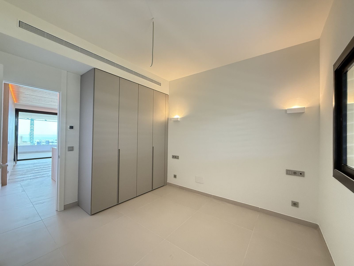 3 Bed, 2 Bath, ApartmentFor Sale, Higueron, Malaga