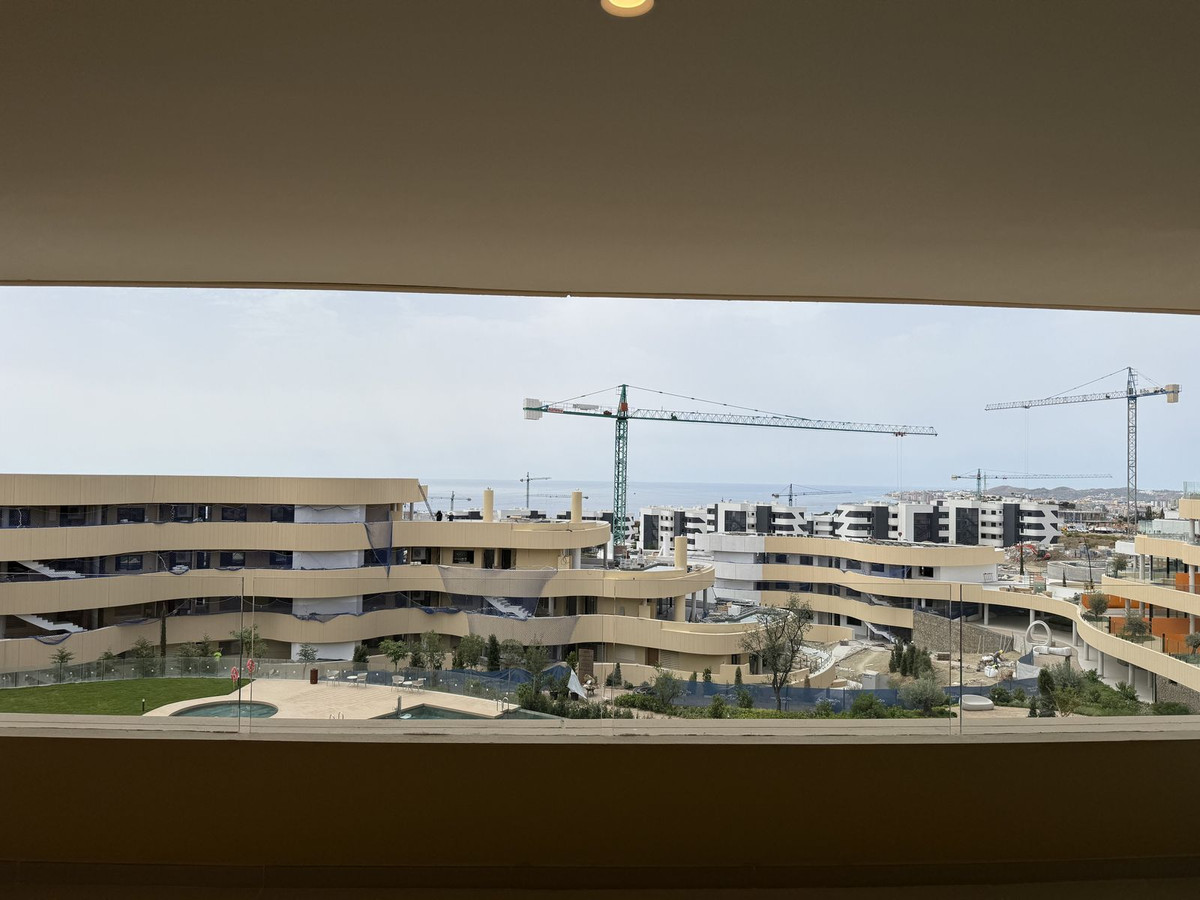 3 Bed, 2 Bath, ApartmentFor Sale, Higueron, Malaga