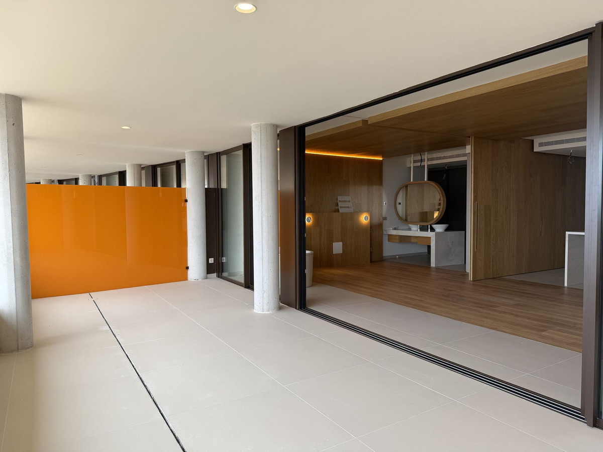 3 Bed, 2 Bath, ApartmentFor Sale, Higueron, Malaga