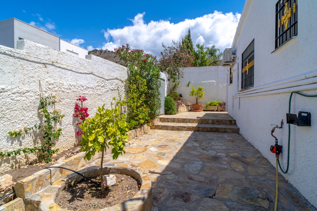 3 Bed, 3 Bath, HouseFor Sale, Nerja, Malaga