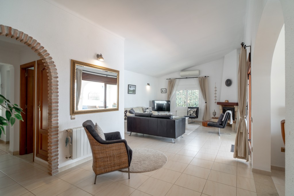 3 Bed, 3 Bath, HouseFor Sale, Nerja, Malaga