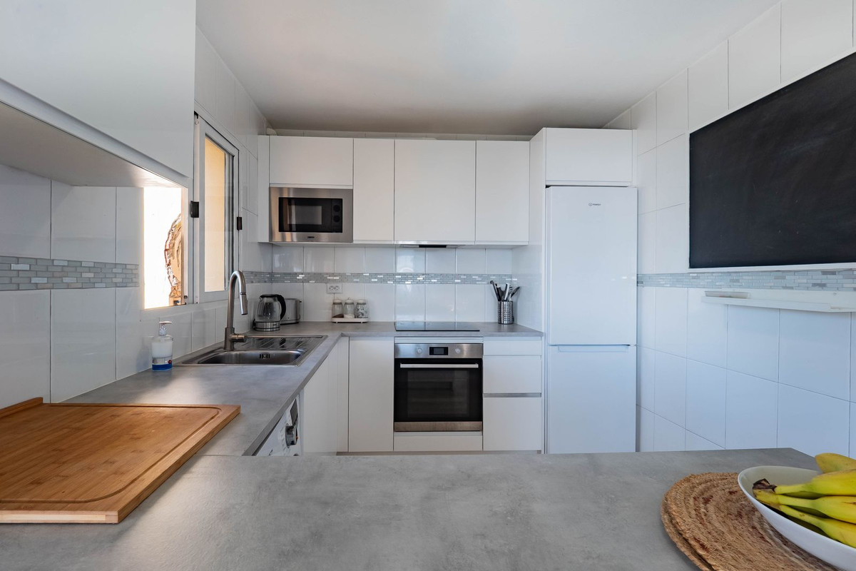 Torrenueva, Malaga, 2 Bedrooms Bedrooms, ,2 BathroomsBathrooms,For Sale,R5181274