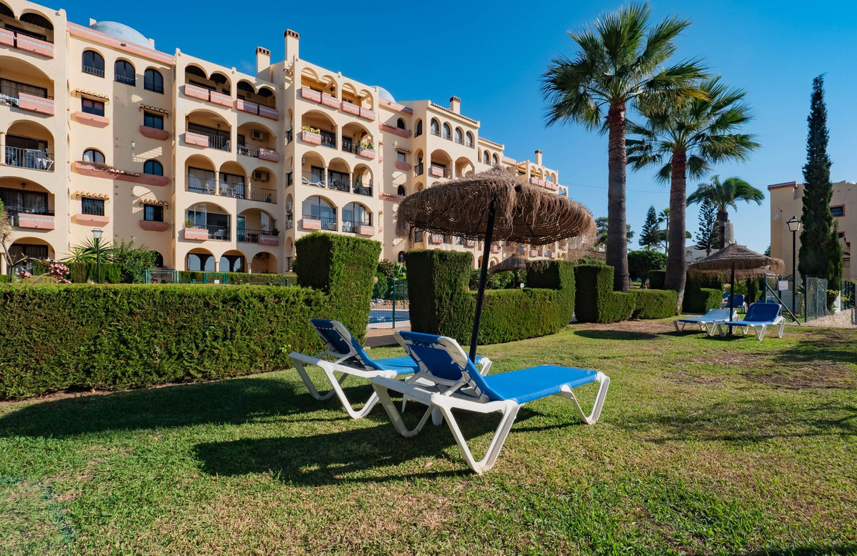 Torrenueva, Malaga, 2 Bedrooms Bedrooms, ,2 BathroomsBathrooms,For Sale,R5181274