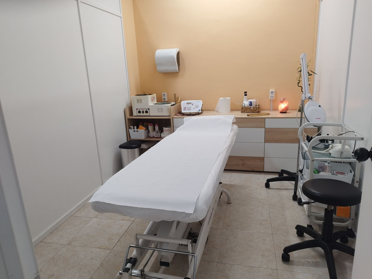 Commercial Property, For Sale