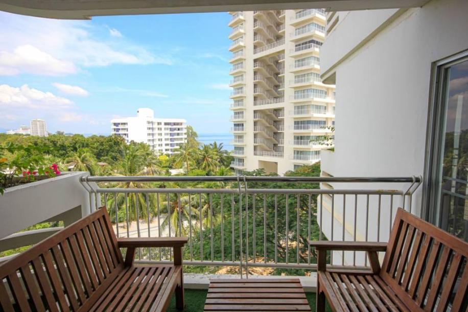 2 Bath, ApartmentFor Sale, North - Hua Hin, Prachuap Khiri Khan