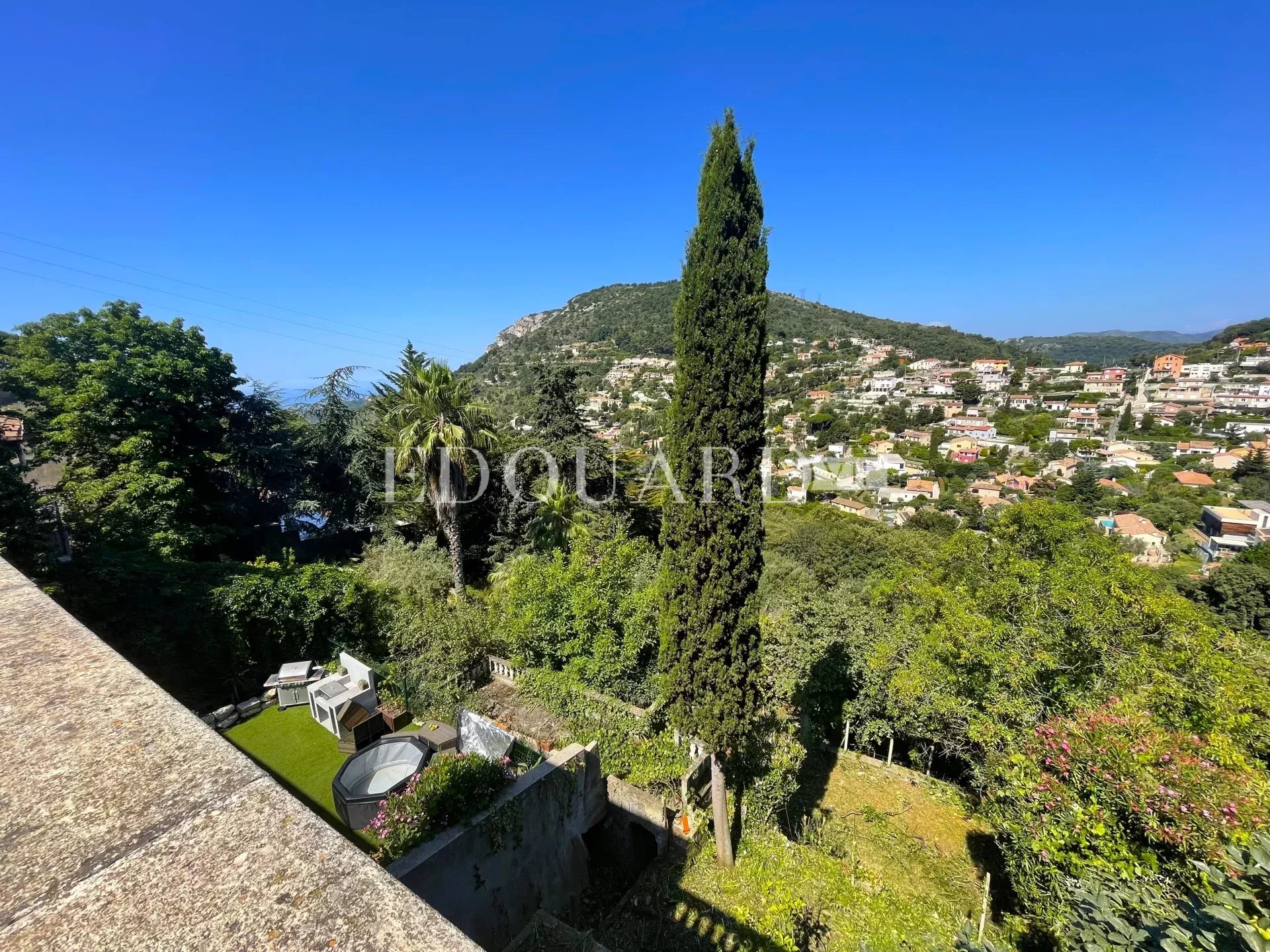 6 Bed, 2 Bath, HouseFor Sale, La Turbie, Alpes-Maritimes