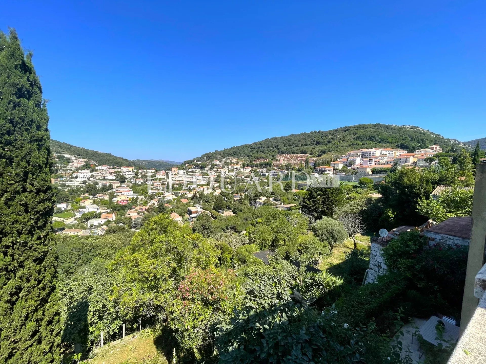 6 Bed, 2 Bath, HouseFor Sale, La Turbie, Alpes-Maritimes