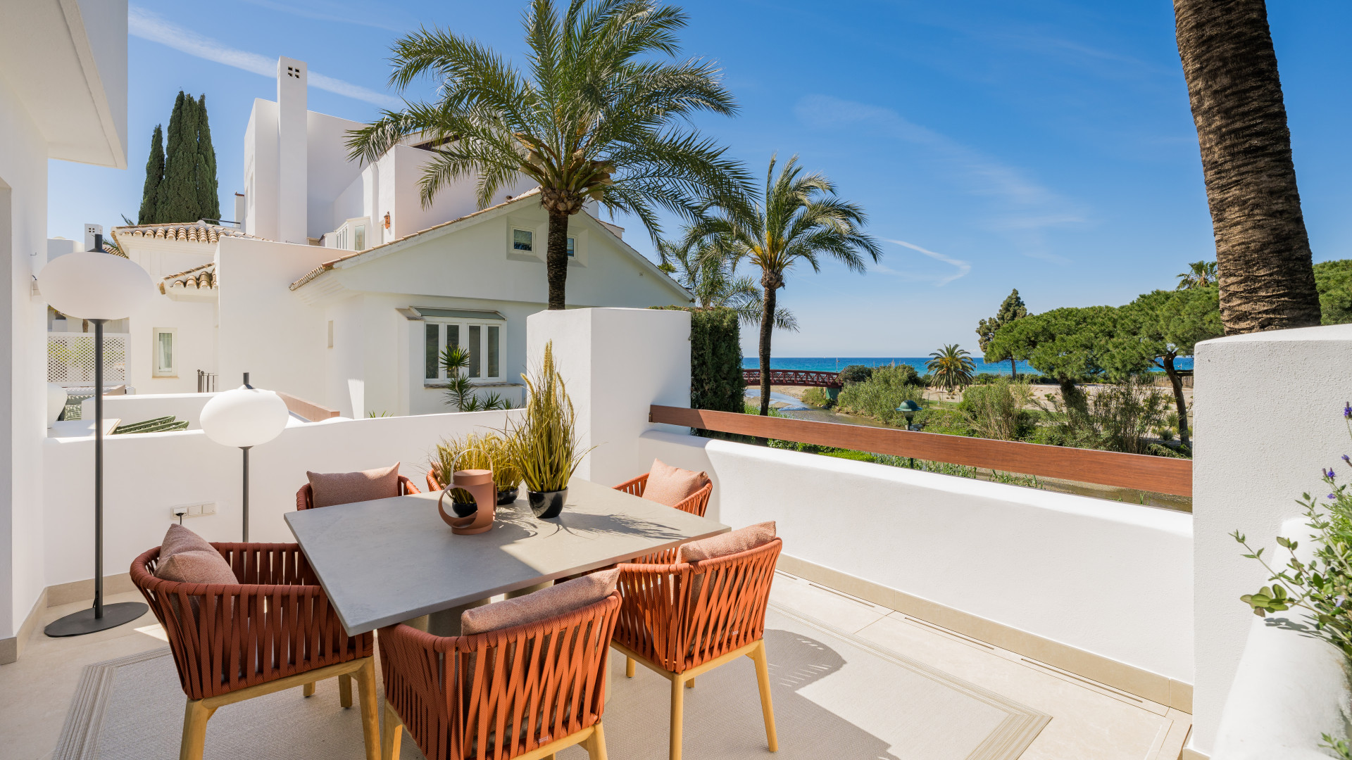 3 Bed, 2 Bath, ApartmentFor Sale, Marbella, Malaga